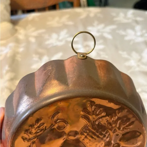 Vintage Copper Mold for Home Kitchen - Picture 4 of 5